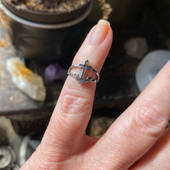 Anchor Sterling Silver Toe Ring - Picture 4 of 5